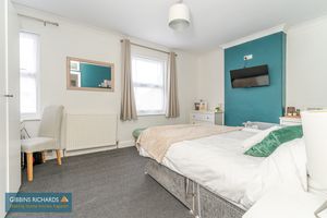 Bedroom- click for photo gallery